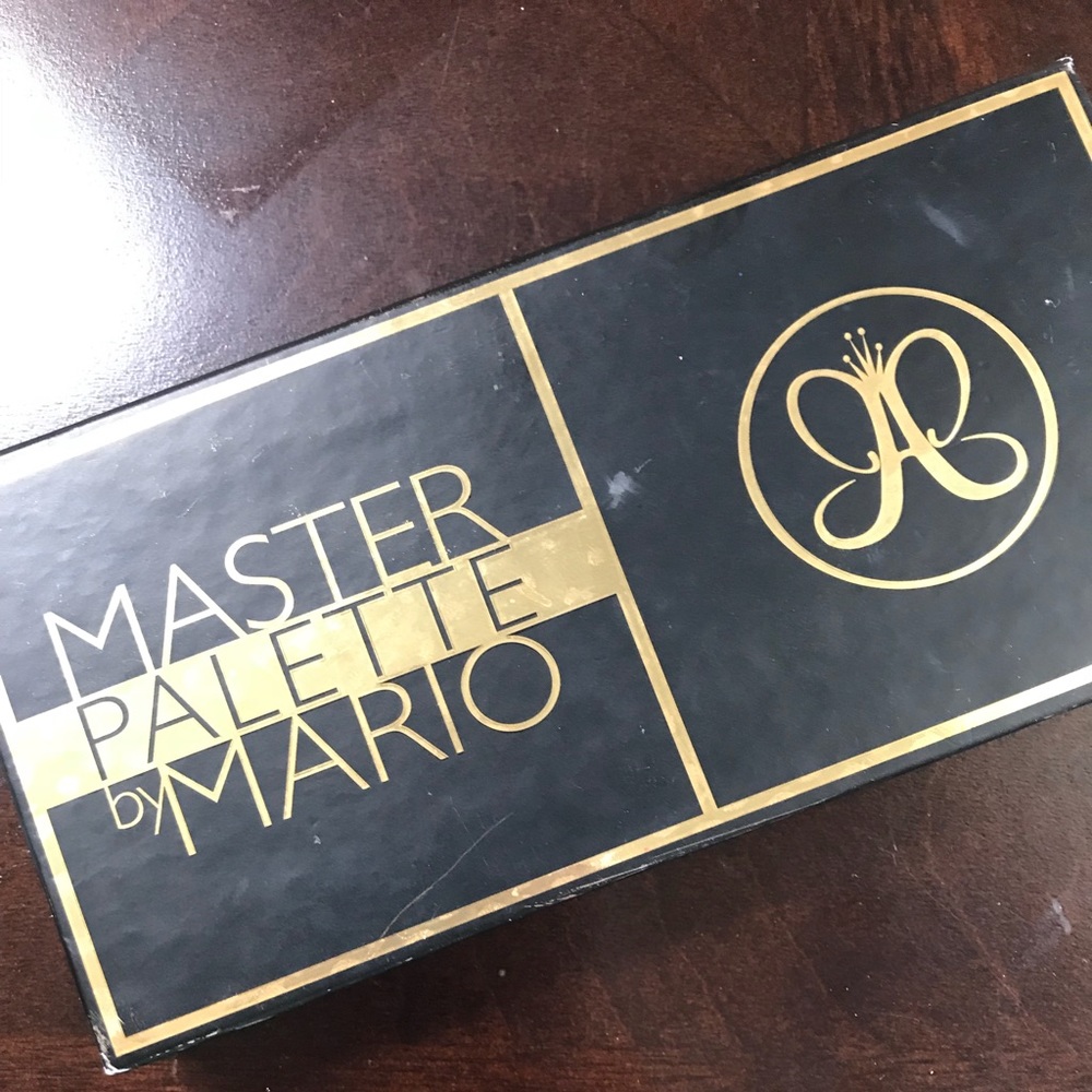 Limited edition authentic master palette by mario